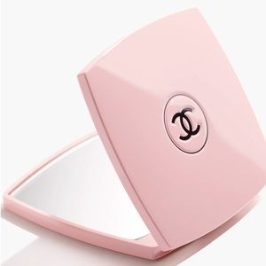 Limited Edition Chanel Double Mirror in Ballerina (Muted Pale Pink)